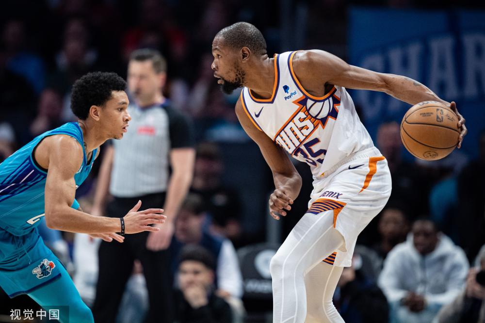 丘斯特凭借 丘斯特凭借